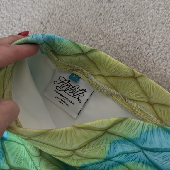 FINFOLK Mandarin Goby mermaid tail (newer stretch fabric) XS - Picture 4 of 5